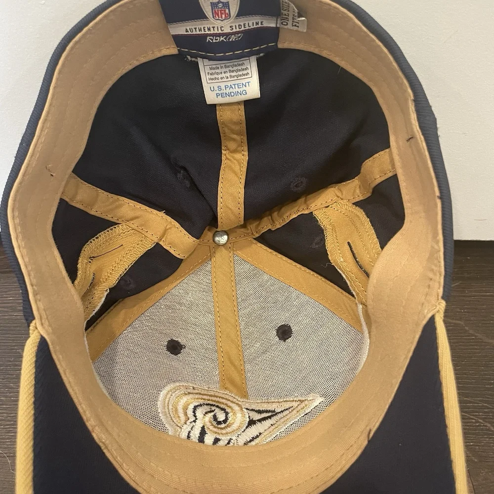 Vintage Reebok St. Louis Rams OSFM NFL Equipment Hat Cap Blue White Gold Mens